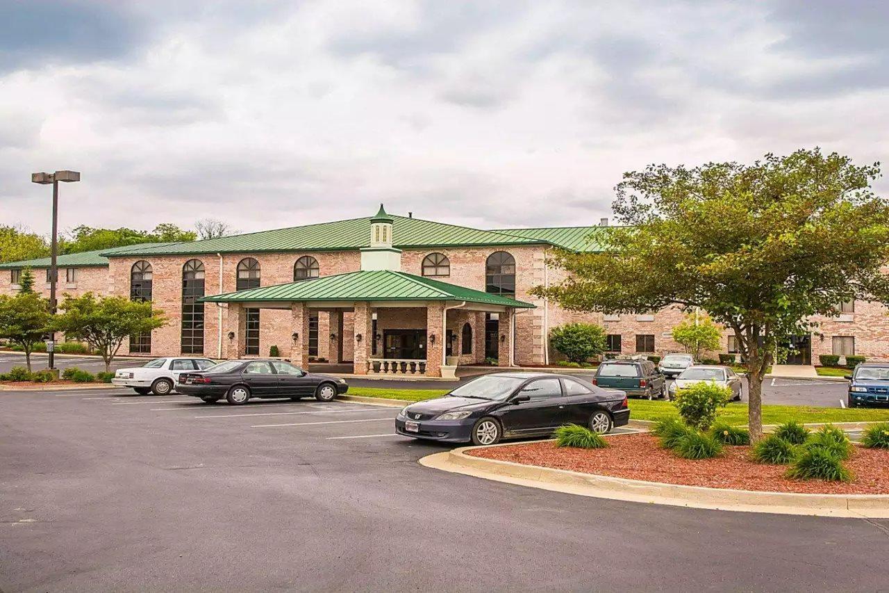 Quality Inn & Suites Cincinnati I-275 Springdale Luaran gambar