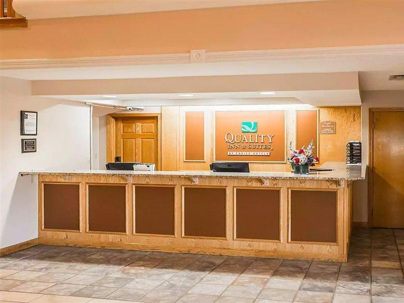 Quality Inn & Suites Cincinnati I-275 Springdale Luaran gambar