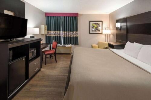 Quality Inn & Suites Cincinnati I-275 Springdale Luaran gambar