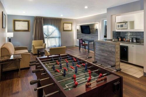 Quality Inn & Suites Cincinnati I-275 Springdale Luaran gambar