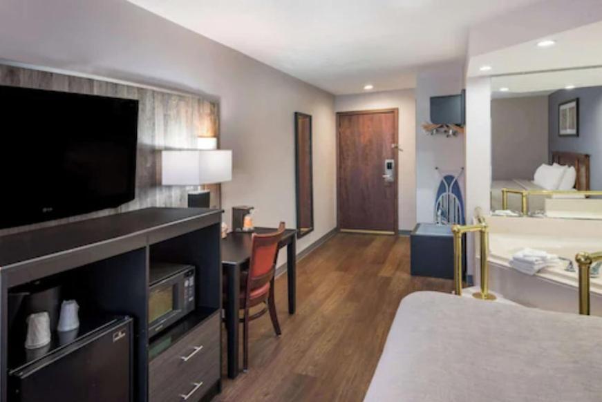 Quality Inn & Suites Cincinnati I-275 Springdale Luaran gambar